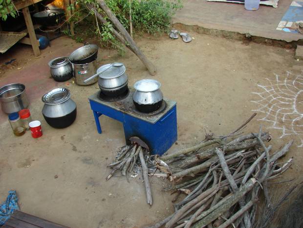 Indian rocket stove